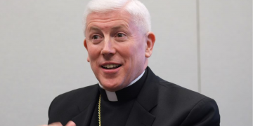 Biskup Thomas wydaje stanowczą naganę wobec zatwierdzenia przez FDA leku aborcyjnego