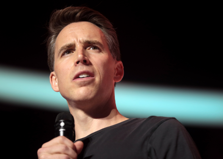 Ova je slika izvorno objavljena na Flickru od Gagea Skidmorea na https://flickr.com/photos/22007612@N05/52250567681. Dana 30. srpnja 2022. FlickreviewR 2 ju je pregledao i potvrdio da je licencirana pod uvjetima cc-by-sa-2.0.