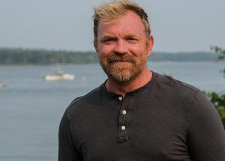 Кандидат в Сенат Грэм Платнер связан с крайне левой оружейной группой