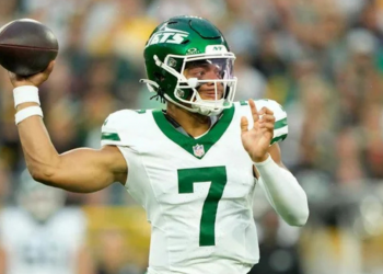 El quarterback de la NFL ofrece un sólido testimonio de fe cristiana tras una victoria de remontada