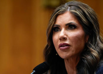 Un tireur de la Garde nationale aurait été radicalisé aux États-Unis