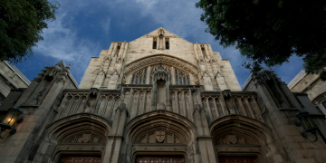 Methodist pastor comes out as transgender to his congregation