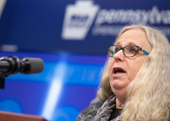 Это изображение было первоначально размещено на Flickr пользователем governortomwolf по адресу https://flickr.com/photos/130921112@N07/49667118951. Оно было проверено 17 марта 2020 года FlickreviewR 2 и было подтверждено, что оно лицензировано на условиях cc-by-2.0.