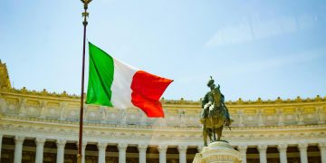 Italian court allows 13-year-old sex change