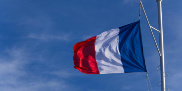 French right-wing news channel shoots to the top of ratings