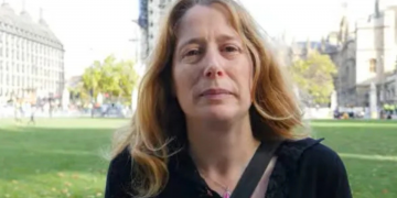 UK Christian faces court for silent prayer near abortion clinic