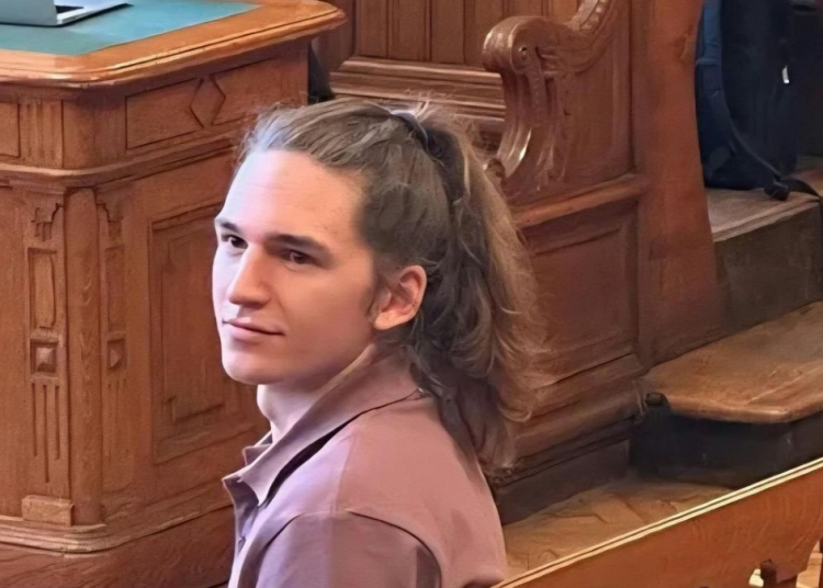 Budapest court sentences Antifa activist for attacks on right-wing rally