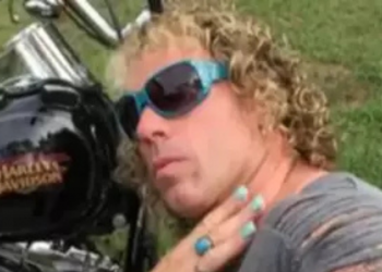 Trans-identifying man opens fire at Rhode Island hockey game, killing two