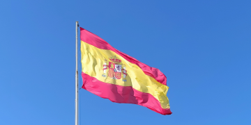 Spain’s socialist government set to legalize 1 million illegal immigrants