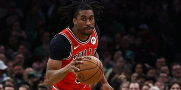 Chicago Bulls wave player for criticizing NBA pride month