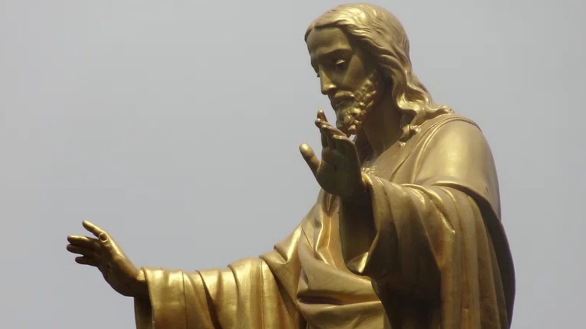 French court convicts gay couple who burglarized Catholic churches
